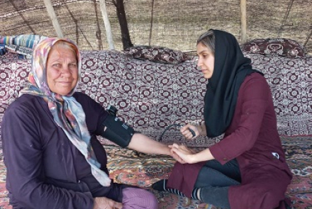غربالگری و آموزش در خصوص بیماری ها از عشایر شهرستان دهاقان