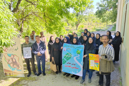 آئین نکوداشت روز جهانی ماما، کار و کارگر، مبارزه با بیماری‌ها، مراقبین سلامت، مدارک پزشکی و روانشناس در مرکز بهداشت شهرستان دهاقان